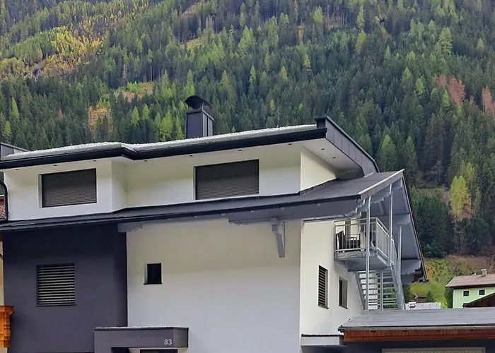 Mountain Jole